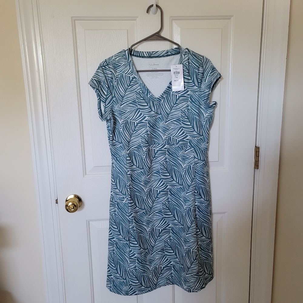 NWT L.L. Bean Short Sleeve Fitness Dress